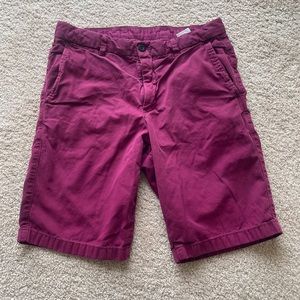 Uniqlo Men’s Chino Shorts Maroon (Size M Waist 30-33 inch)